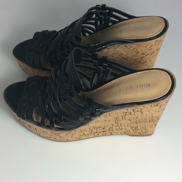 Size 8 Nine West Black Cork heeled Wedges - Picture 4 of 5